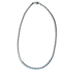 Elegant Italian Silver Necklace, beautiful detailing